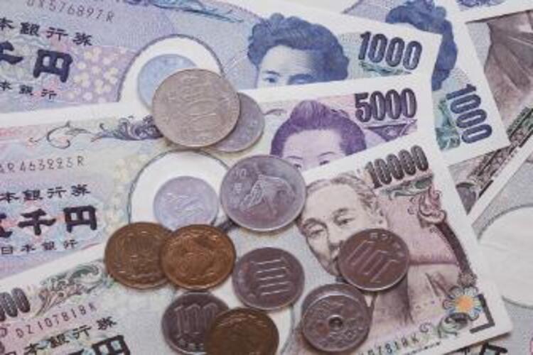 เงินเยนอ่อนค่า ผลกระทบของเงินเยนอ่อนค่าต่อเศรษฐกิจญี่ปุ่นและตลาดทางการเงิน
